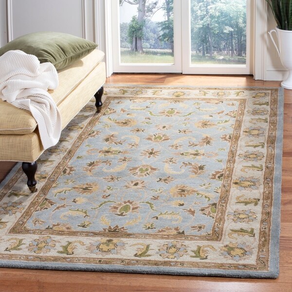 Safavieh Handmade Heritage Timeless Traditional Light Blue/ Beige Wool Rug - 9'-6" x 13'-6"