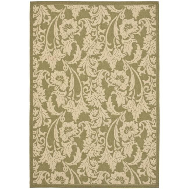 Indoor/ Outdoor Green/ Cream Rug (8 X 112)