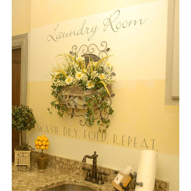 Vinyl Attraction Laundry Room Accent