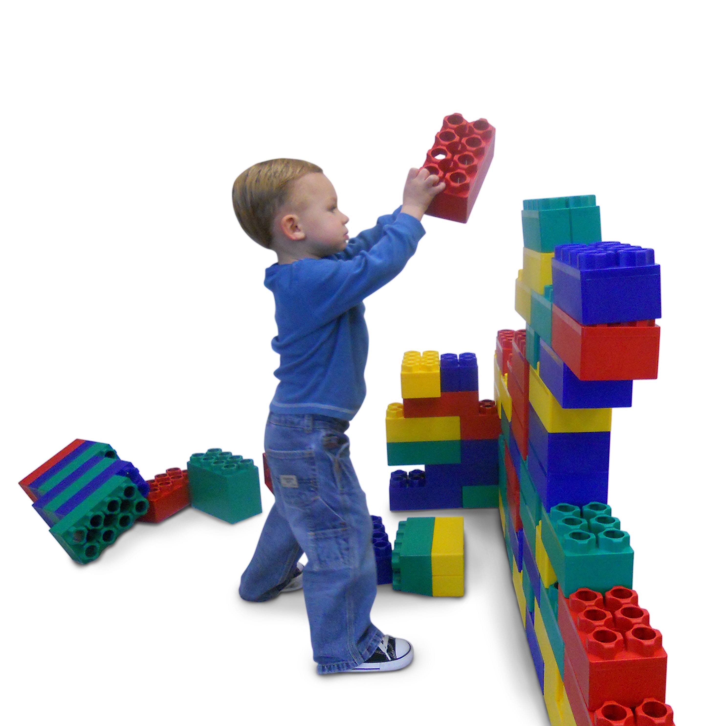 kids play blocks