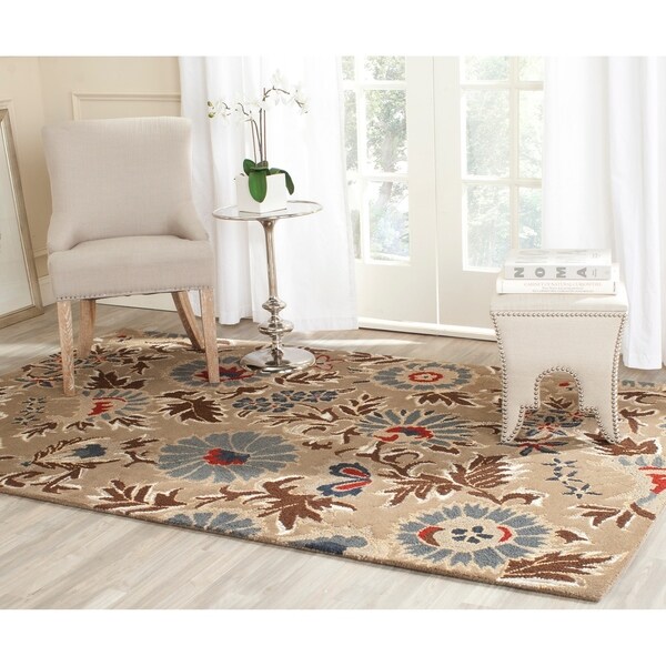 Safavieh Handmade Blossom Flowers Beige Wool Rug - 8' x 10'