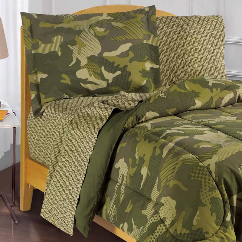 Dream Factory Geo Camo 5-piece Bed in a Bag with Sheet Set
