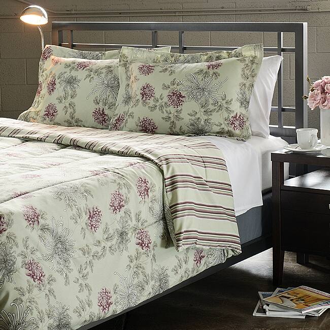 Water Flower Purple Full/ Queen-size 3-piece Comforter Set