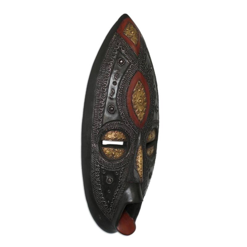 Handmade Sese Wood 'Be Faithful' African Mask (Ghana) - Black