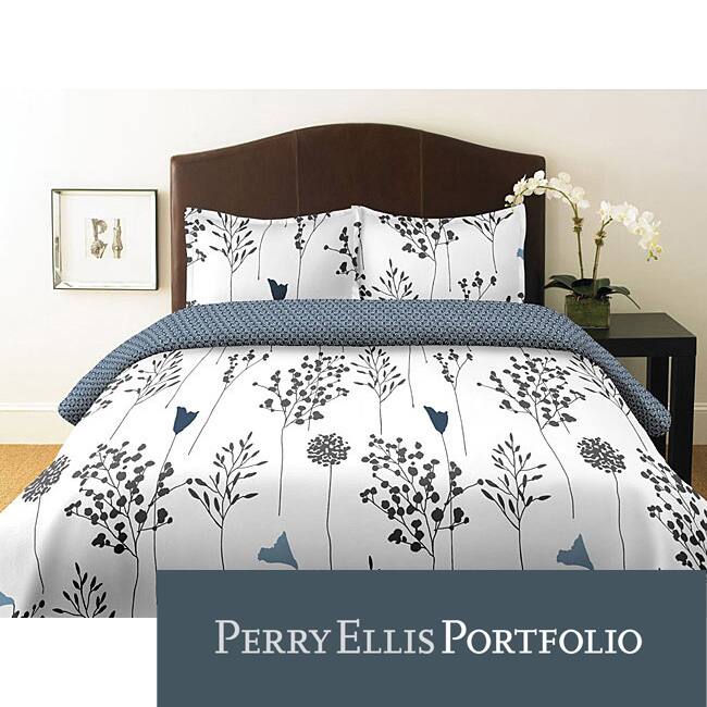 Perry Ellis Asian Lilly White King-size 3-piece Duvet Cover Set