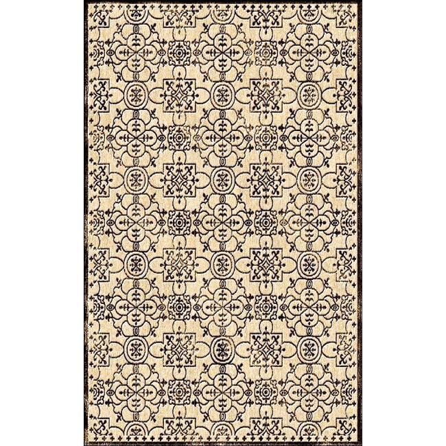 Hand carved Alexa Velvet Iron Gate Ivory Faux Silk Rug (53 x 76