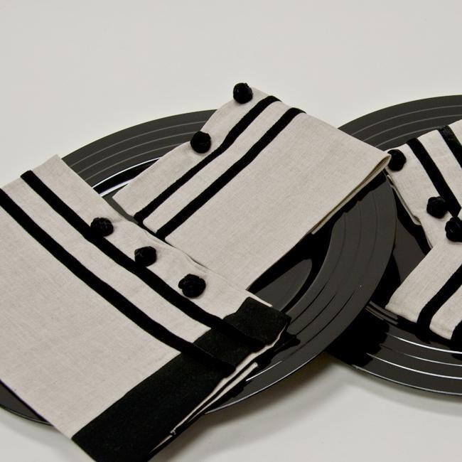 Khaki/Black Chinese Knot-design Guest/Bar Towels (Set of 4)