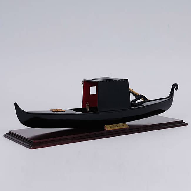 Old Modern Handicrafts Small Venetian Gondola Model