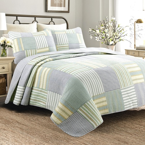 Spa Stripes Patchwork Quilt Set
