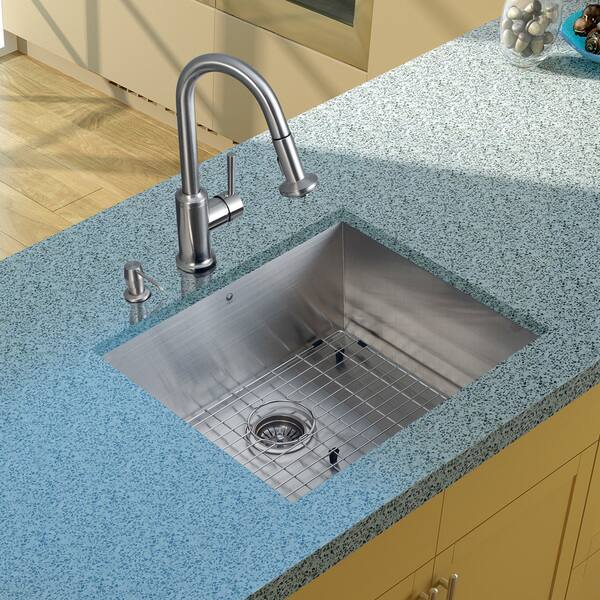 VIGO Undermount StainlessSteel Kitchen SatinFinish Sink/Faucet/Grid