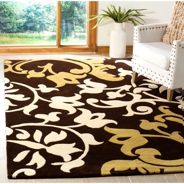 Safavieh Handmade Silhouettes Brown Intricate Floral New Zealand Wool Rug - 7'-6" x 9'-6"