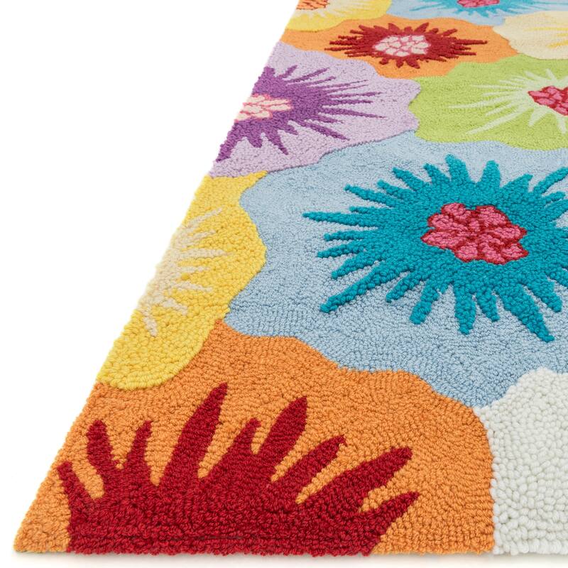 Alexander Home Hand-hooked Peony Floral Rug