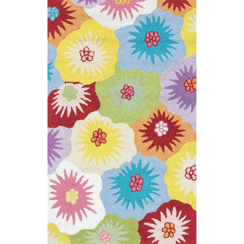 Alexander Home Hand-hooked Peony Floral Rug