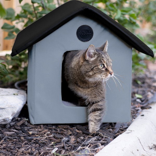 k&h outdoor heated kitty house