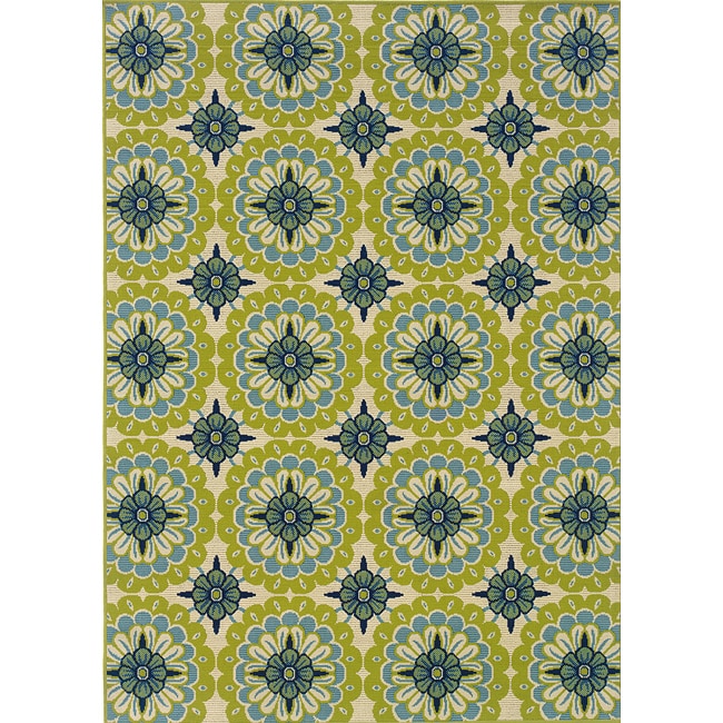 Green/ivory Outdoor Floral Area Rug (53 X 76)