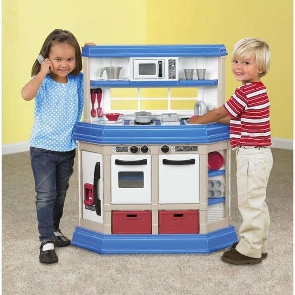 American plastic store toys cookin kitchen