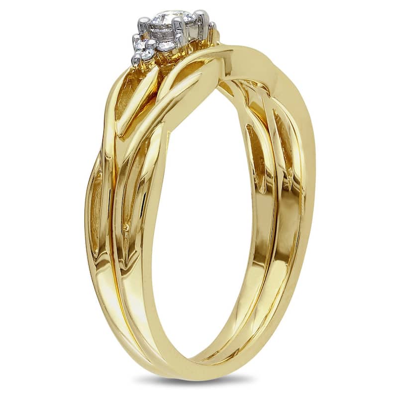 Miadora 10k Yellow Gold 1/6ct TDW Diamond Engagement Bridal Ring Set