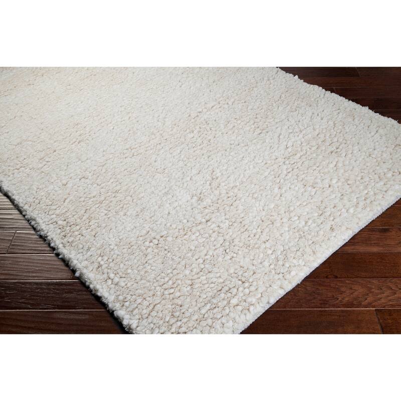 Hand-woven Edenbridge New Zealand Wool Plush Shag Area Rug - 2'6" x 8' Runner - 2' 6" x 8'