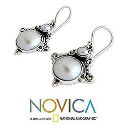 Sterling Silver 'Exotic Grey' Pearl Earrings (3.5 9.5 mm) (Indonesia) Novica Earrings