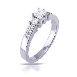 Auriya 1 1/2ct TDW Princess-Cut 3-Stone Diamond Engagement Ring 14K Gold (I-J, SI1-SI2)