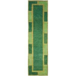 Hand knotted Blocks Green Wool Rug (2'3 x 9'6) Safavieh Runner Rugs