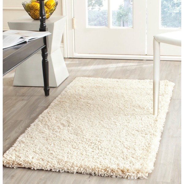 Safavieh California Cozy Solid Ivory Shag Rug (23 x 11)