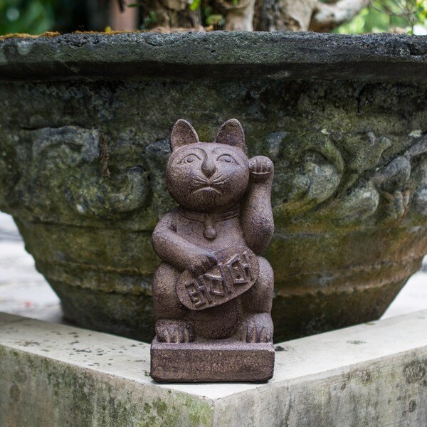 large lucky cat statue