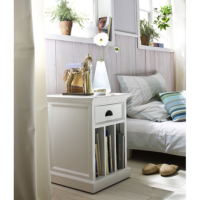 Interior White One Drawer Nightstand