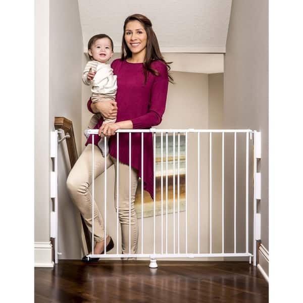 Regalo 2 In 1 Top Of Stairs Safety Gate Overstock 6385667