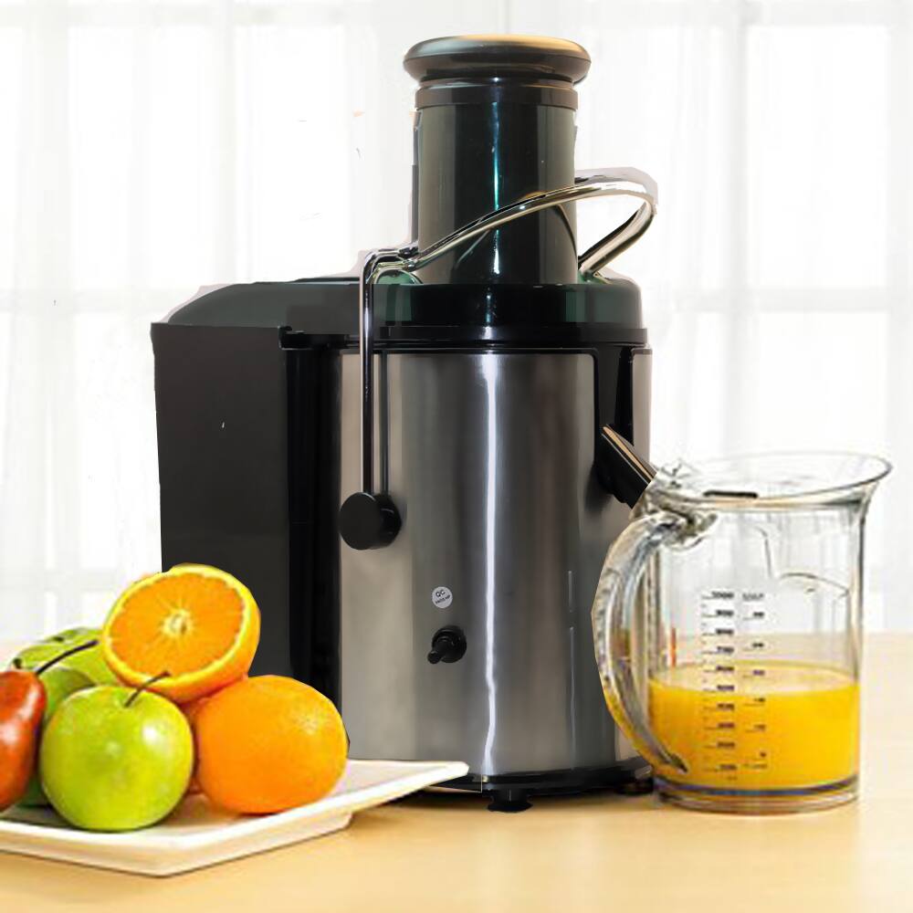 SVP Fruit and Vegetable Juice Extractor with Custom Juice Cup