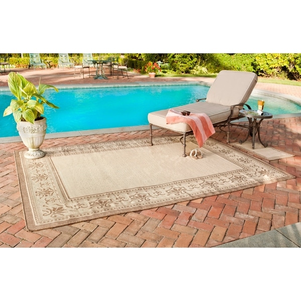 Safavieh Courtyard Majesty Natural/ Brown Indoor/ Outdoor Rug Set - 6'-6" x 9'-6"