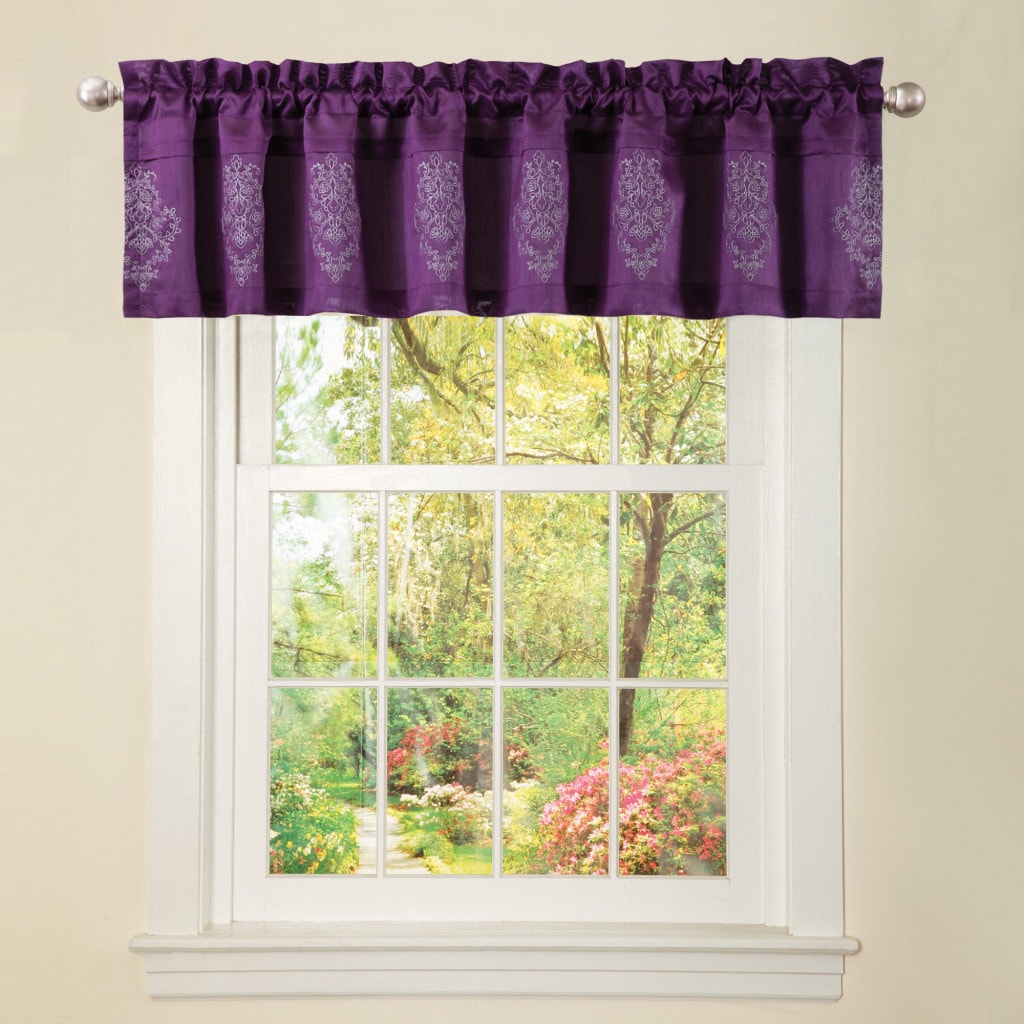 Lush Decor Plum Grey 15 inch Delila Valance