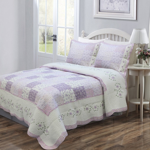 The Gray Barn Quay Road Lilac Patckwork Quilt and Sham Set