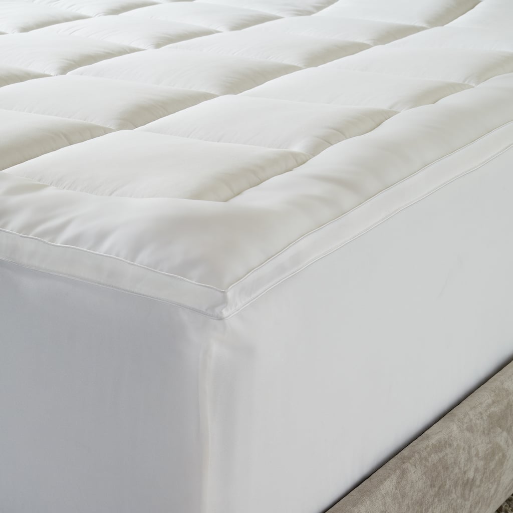 Microfiber Baffled Box Twin/ Full-size Fiber Bed Topper with Skirt - White