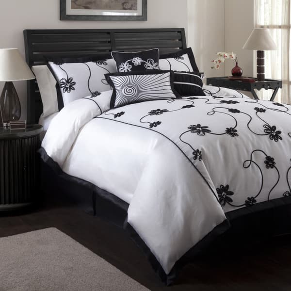 Shop Lush Decor Milione Fiori 7 Piece Full Size Comforter Set Black White Overstock 6434242