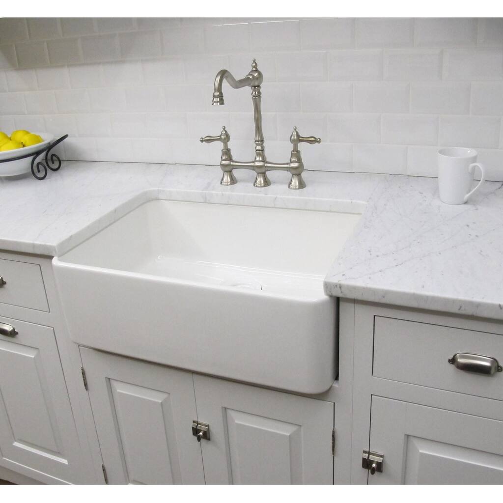 Fine Fixtures Fireclay Sutton 23.25-inch White Farmhouse Kitchen Sink