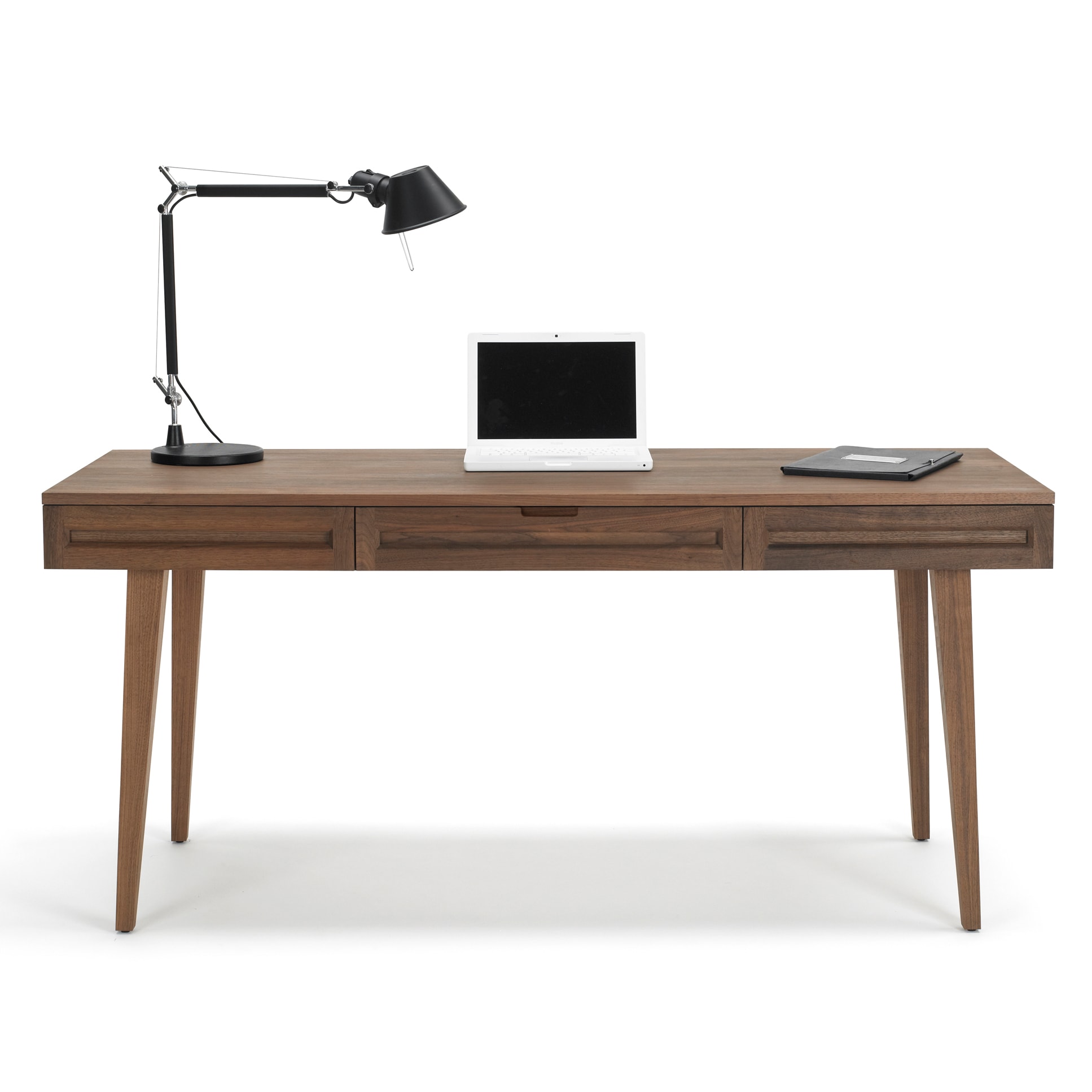 Shop Jesper Office Highland 64 Inch Solid Wood Desk Overstock