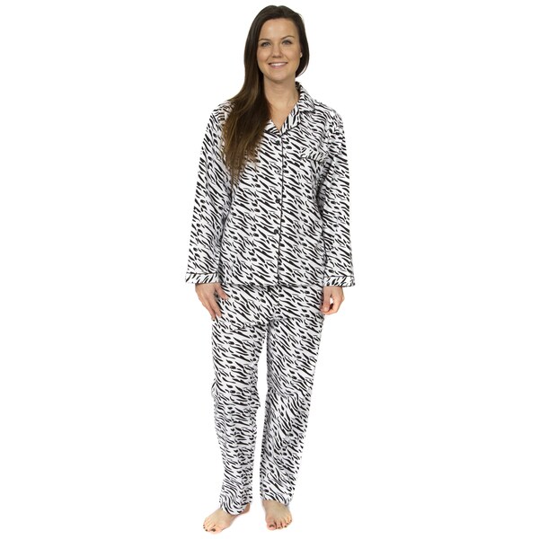 Shop Leisureland Women's Zebra Print Pajamas Set - Free Shipping On ...