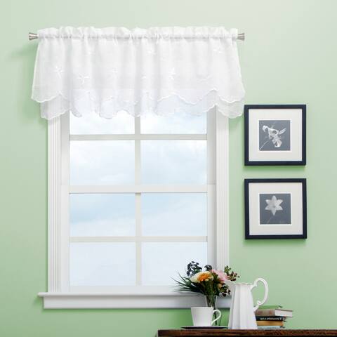 Zurich Vine and Leaf Scalloped Valance