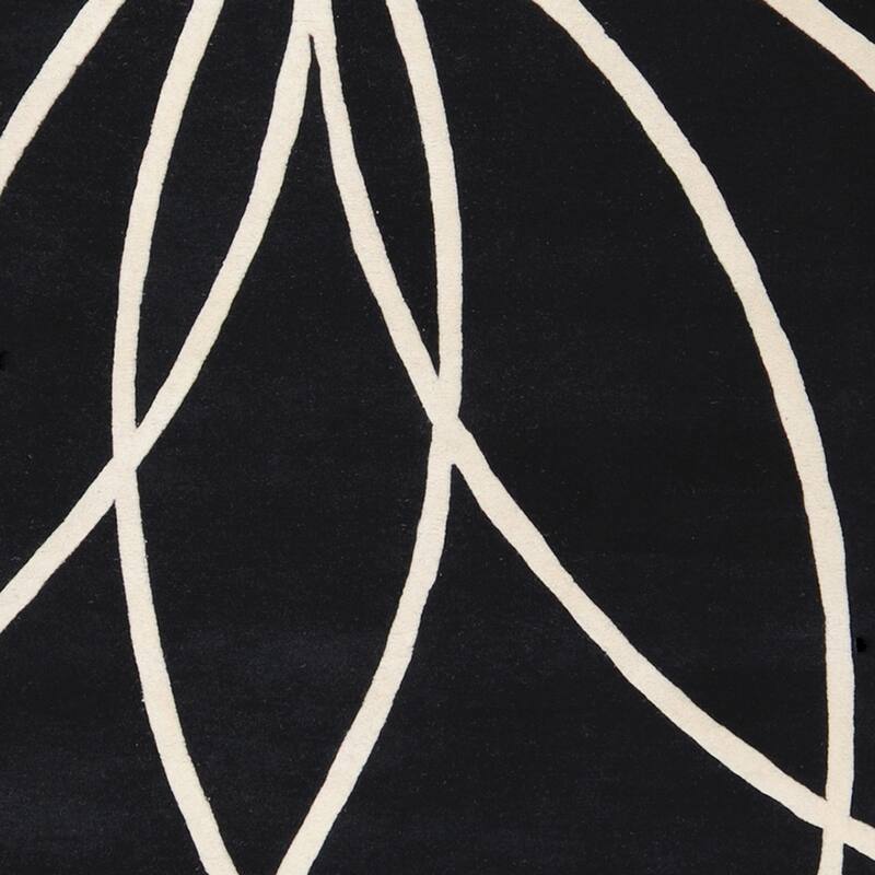 Chamba Handmade Transitional Wool Area Rug - Black 9'9" Round