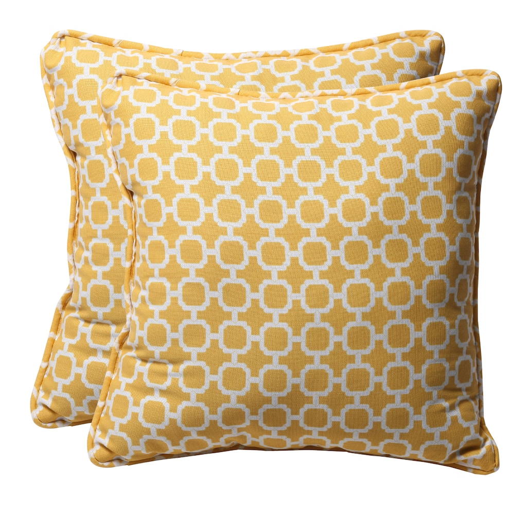 Decorative Yellow/ White Geometric Square Outdoor Toss Pillows (Set of 2)