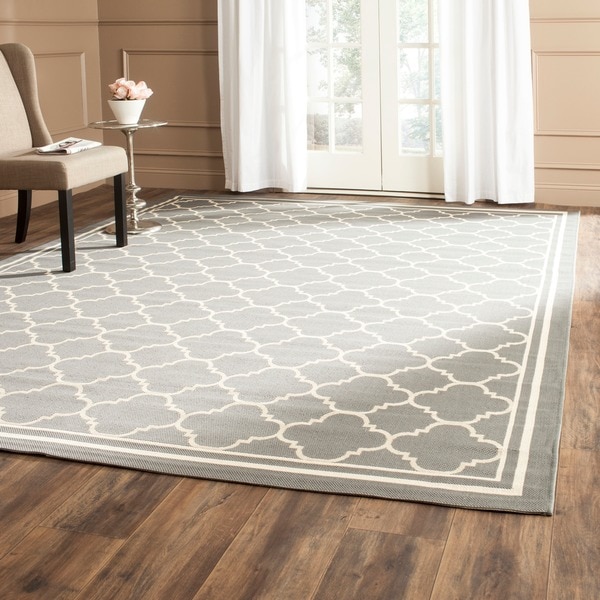 Safavieh Dark Grey/ Beige Indoor Outdoor Rug (53 x 77)  