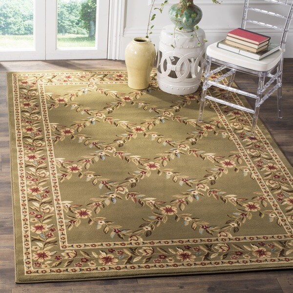 Safavieh Lyndhurst Traditional Floral Trellis Green Rug - 6'7 x 9'6
