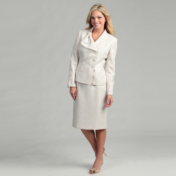 Le Suit Women's Three Button Jacquard Skirt Suit Le Suit Skirt Suits On 