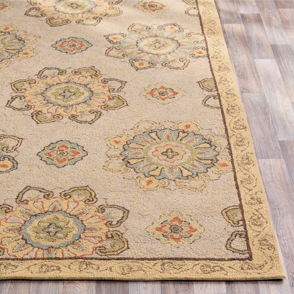 Hand-hooked Beige Atsina Indoor/Outdoor Medallion Area Rug - 8' Round/Surplus
