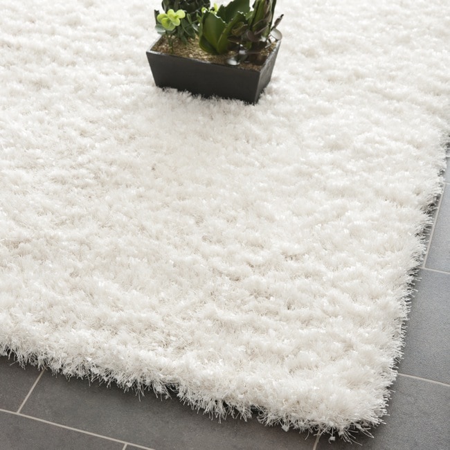 Handmade Malibu White Shag Rug (23 X 9)