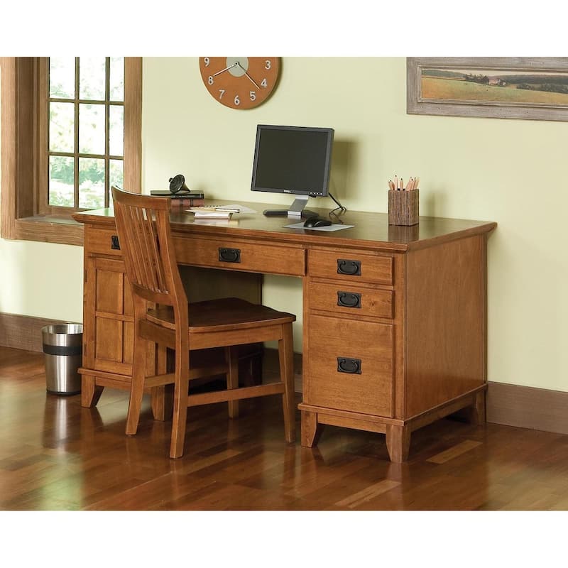 Arts and Crafts Cottage Oak Pedestal Desk by Homestyles