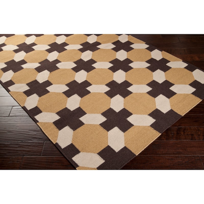 Hand-woven Tan Geometric Arctos Flatweave Wool Area Rug - 5' x 8' - 5' x 8'