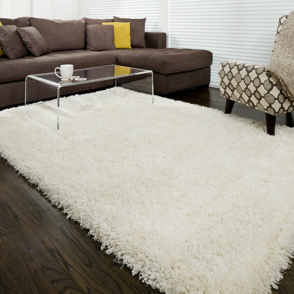 Carlisle Hand-tufted Ivory Shag Rug - 5' x 7'6"