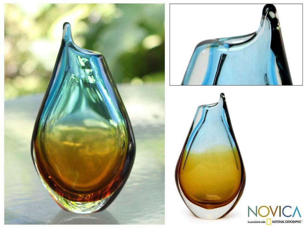 Handcrafted Art Glass 'Sunny Sea' Handblown Vase (Brazil)
